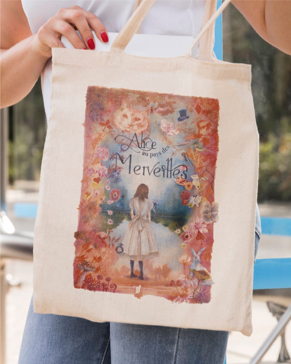 Tote-bag Alice au Pays des Merveilles de Lewis Carroll illustré par Nathalie Novi.